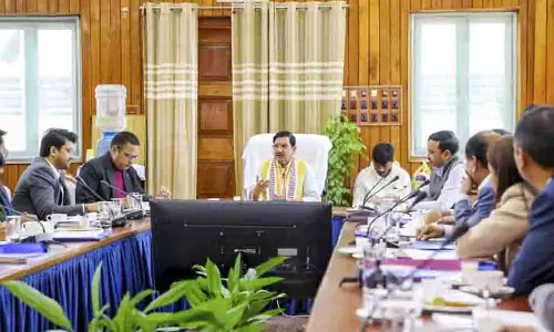मणिपुर: MoS तोखन साहू ने शहरी योजनाओं की समीक्षा की मणिपुर: MoS तोखन साहू ने शहरी योजनाओं की समीक्षा की