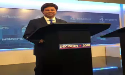 श्री थानेदार ने मिनेसोटा में हुई जानलेवा गोलीबारी के बाद ICE को खत्म करने की मांग की