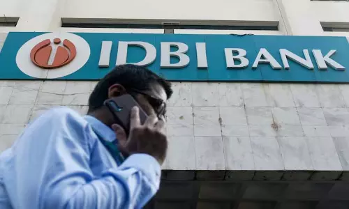 IDBI बैंक Q3 के नतीजे: नेट प्रॉफ़िट 1.4% बढ़कर 1,935.5 करोड़ रुपये हुआ, NII में साल-दर-साल 24% की गिरावट IDBI बैंक Q3 के नतीजे: नेट प्रॉफ़िट 1.4% बढ़कर 1,935.5 करोड़ रुपये हुआ, NII में साल-दर-साल 24% की गिरावट