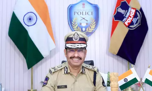 Social मीडिया फ्रॉड: कमिश्नर सज्जनार ने लकी ड्रॉ के नाम पर ठगी से किया आगाह