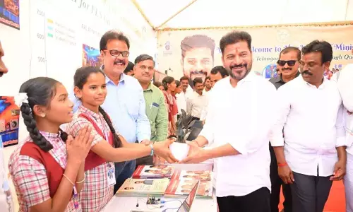 महबूबनगर रैली: Revanth Reddy ने सिंचाई प्रोजेक्ट्स को लेकर विपक्ष को घेरा महबूबनगर रैली: Revanth Reddy ने सिंचाई प्रोजेक्ट्स को लेकर विपक्ष को घेरा