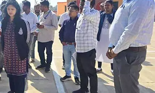 प्रिंसिपल सेक्रेटरी Usha Padhee ने मलकानगिरी में डेवलपमेंट प्रोजेक्ट्स का रिव्यू किया प्रिंसिपल सेक्रेटरी Usha Padhee ने मलकानगिरी में डेवलपमेंट प्रोजेक्ट्स का रिव्यू किया