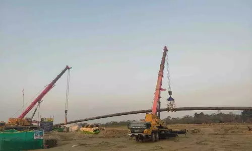 4 किमी से अधिक की HDD क्रॉसिंग पूरी, इंजीनियर्स इंडिया लिमिटेड ने रचा इतिहास 4 किमी से अधिक की HDD क्रॉसिंग पूरी, इंजीनियर्स इंडिया लिमिटेड ने रचा इतिहास