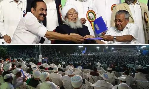 CM Vijayan की चिंता: खतरे में है देश का लोकतंत्र और धर्मनिरपेक्षता CM Vijayan की चिंता: खतरे में है देश का लोकतंत्र और धर्मनिरपेक्षता