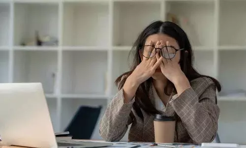 हमें कम उम्र में अपनी Health Care पर ध्यान देना चाहिए हमें कम उम्र में अपनी Health Care पर ध्यान देना चाहिए