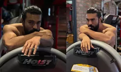Ram Charan का पेड्डी के लिए मेकओवर: इंटेंस वर्कआउट की तस्वीरें वायरल Ram Charan का पेड्डी के लिए मेकओवर: इंटेंस वर्कआउट की तस्वीरें वायरल