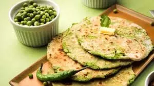Hare Matar ka Paratha Recipe: ब्रेकफास्ट में बनाएं हरे मटर के पराठे Hare Matar ka Paratha Recipe: ब्रेकफास्ट में बनाएं हरे मटर के पराठे