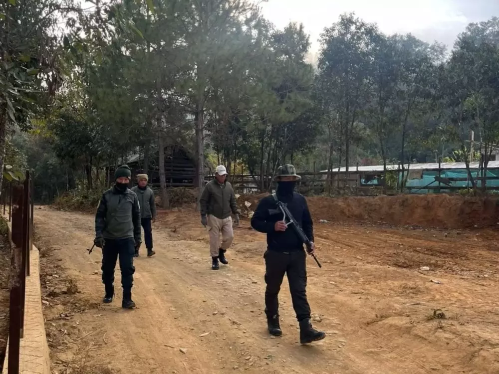 Manipur: पहाड़ी जिलों में सुरक्षा बलों का व्यापक आतंकवाद विरोधी अभियान जारी Manipur: पहाड़ी जिलों में सुरक्षा बलों का व्यापक आतंकवाद विरोधी अभियान जारी