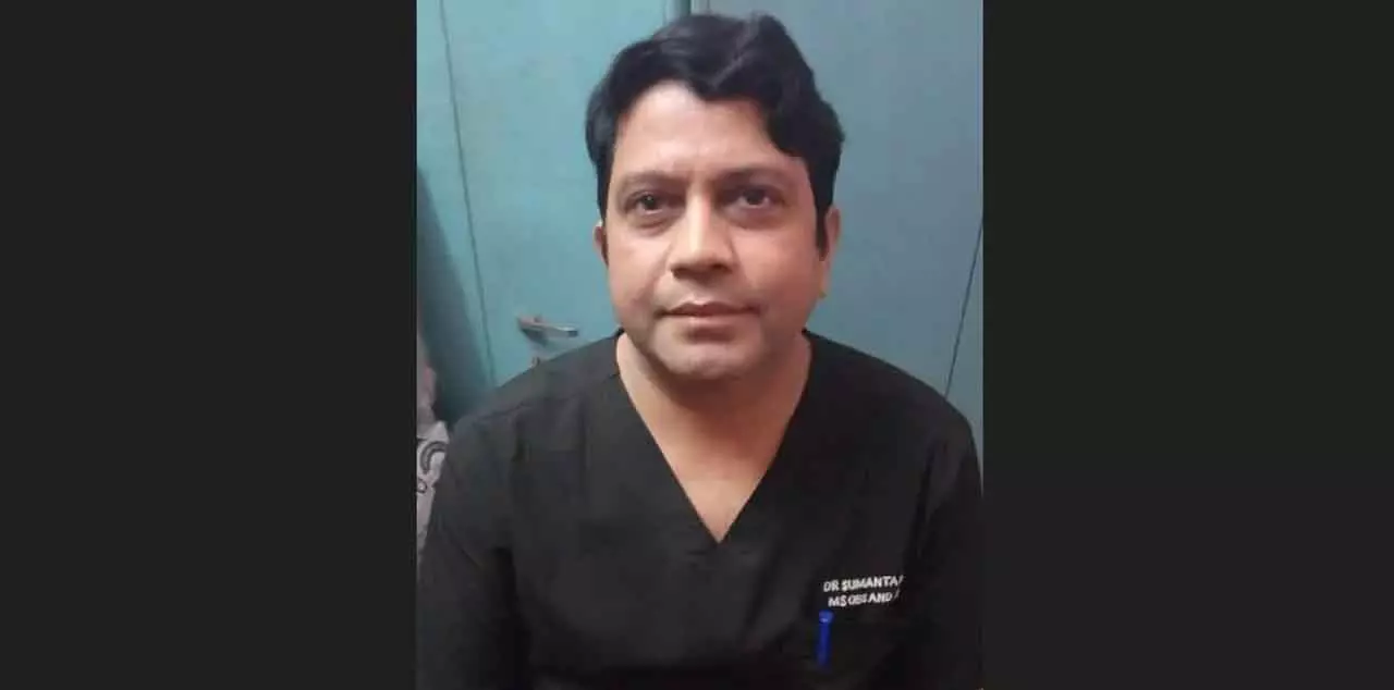 Odisha के डॉक्टर को 49,000 रुपये की रिश्वत लेते हुए गिरफ्तार किया Odisha के डॉक्टर को 49,000 रुपये की रिश्वत लेते हुए गिरफ्तार किया