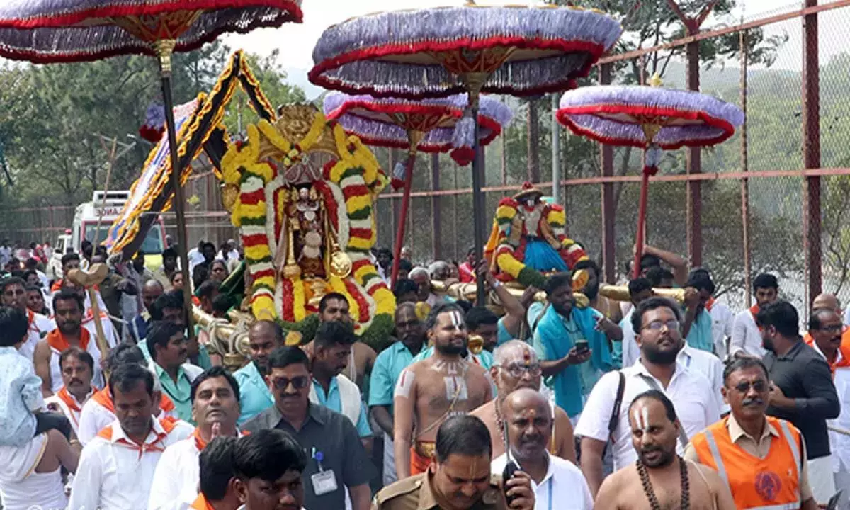 Andhra: पारुवेता उत्सवम भव्यता के साथ मनाया गया Andhra: पारुवेता उत्सवम भव्यता के साथ मनाया गया