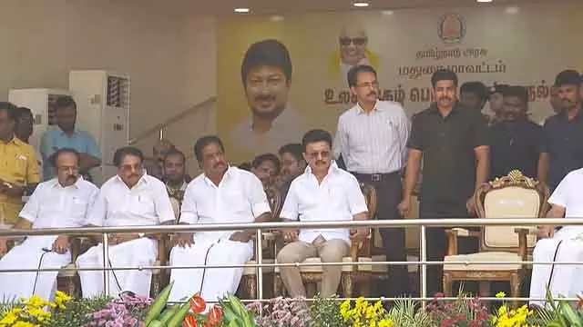 Tamil Nadu : मुख्यमंत्री स्टालिन अलंगनल्लूर जल्लीकट्टू में Tamil Nadu : मुख्यमंत्री स्टालिन अलंगनल्लूर जल्लीकट्टू में