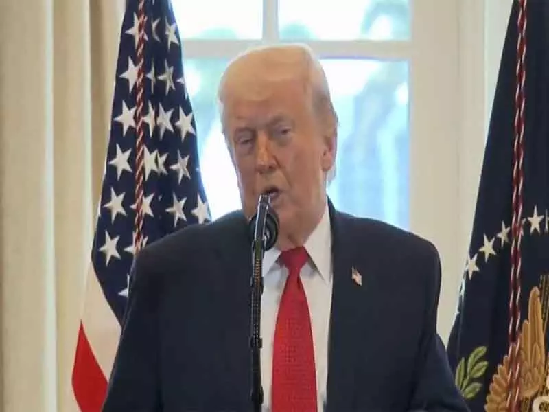 Trump ने वेनेजुएला की अंतरिम सरकार के साथ अच्छे रिश्ते की तारीफ की Trump ने वेनेजुएला की अंतरिम सरकार के साथ अच्छे रिश्ते की तारीफ की