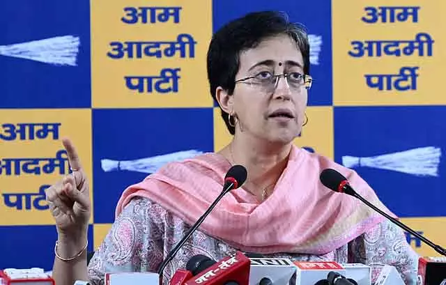 सिख गुरुओं पर टिप्पणी विवाद के बाद, Delhi विधानसभा सत्र बुलाने पर विचार सिख गुरुओं पर टिप्पणी विवाद के बाद, Delhi विधानसभा सत्र बुलाने पर विचार