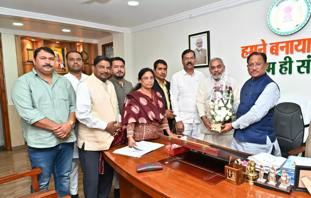CM विष्णुदेव साय से जिला साहू संघ के प्रतिनिधिमंडल की सौजन्य मुलाकात CM विष्णुदेव साय से जिला साहू संघ के प्रतिनिधिमंडल की सौजन्य मुलाकात