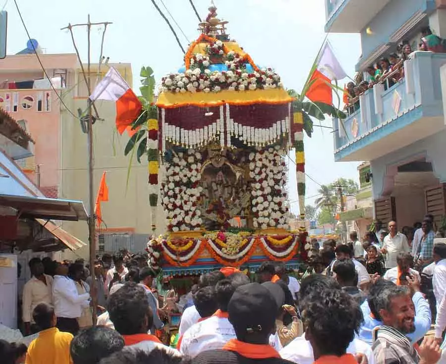 Karnataka : मधुगिरी वेंकटरमण मंदिर में 25 जनवरी को ब्रह्मरथोत्सव Karnataka : मधुगिरी वेंकटरमण मंदिर में 25 जनवरी को ब्रह्मरथोत्सव