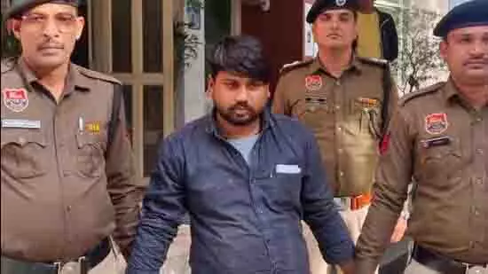 Gurugram: दोस्त की हत्या के आरोप में 25 साल का युवक गिरफ्तार Gurugram: दोस्त की हत्या के आरोप में 25 साल का युवक गिरफ्तार