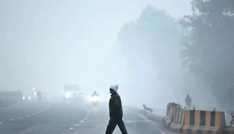 वेस्टर्न डिस्टर्बेंस से चिलचिलाती ठंड से राहत मिली, Jharsuguda का टेम्परेचर बढ़कर 8.8°C हुआ वेस्टर्न डिस्टर्बेंस से चिलचिलाती ठंड से राहत मिली, Jharsuguda का टेम्परेचर बढ़कर 8.8°C हुआ