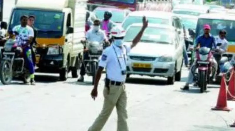 Hyderabad पुलिस ने चौमहल्ला पैलेस में ट्रैफिक पर रोक लगाई Hyderabad पुलिस ने चौमहल्ला पैलेस में ट्रैफिक पर रोक लगाई