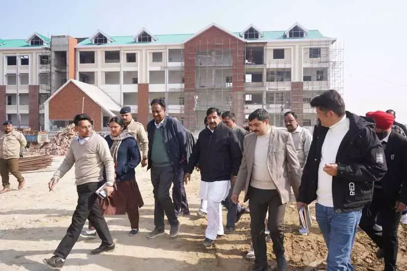 Deputy CM ने हरोली में 15 करोड़ रुपये की लिंक रोड का शिलान्यास किया Deputy CM ने हरोली में 15 करोड़ रुपये की लिंक रोड का शिलान्यास किया