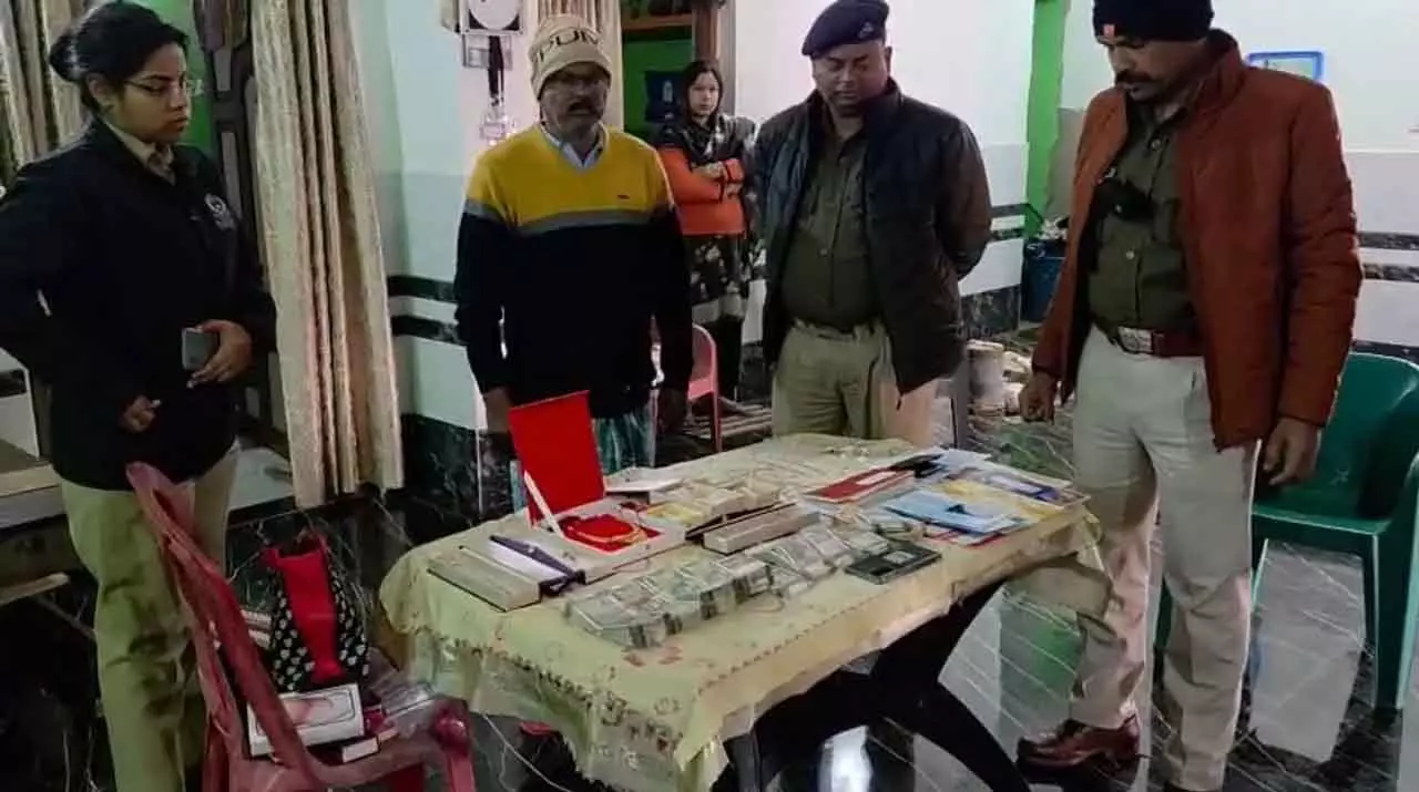 Odisha में अवैध मवेशी व्यापार पर कार्रवाई: 9 लोग गिरफ्तार, 1.4 करोड़ से ज़्यादा कैश ज़ब्त Odisha में अवैध मवेशी व्यापार पर कार्रवाई: 9 लोग गिरफ्तार, 1.4 करोड़ से ज़्यादा कैश ज़ब्त