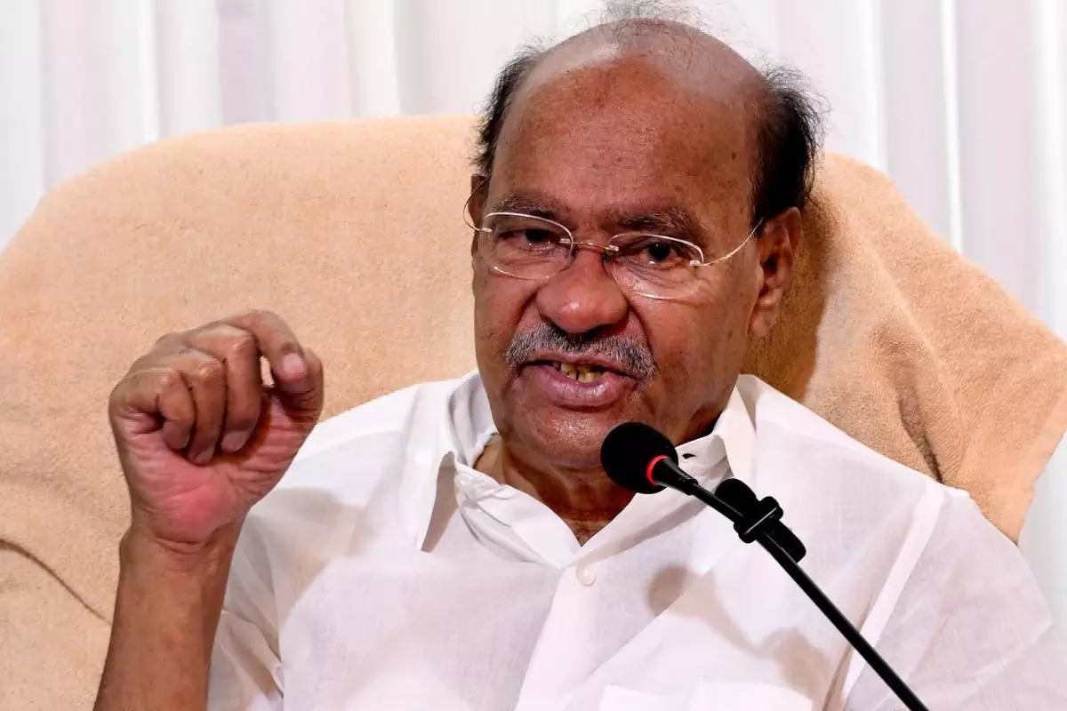 PMK फाउंडर रामदास गठबंधन उलटफेर में फंसे, DMK ने दबाव बढ़ाया PMK फाउंडर रामदास गठबंधन उलटफेर में फंसे, DMK ने दबाव बढ़ाया