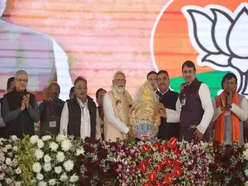 बीजेपी वीडियो सॉन्ग में PM मोदी का संदेश, बंगाल में बदलाव की अपील बीजेपी वीडियो सॉन्ग में PM मोदी का संदेश, बंगाल में बदलाव की अपील