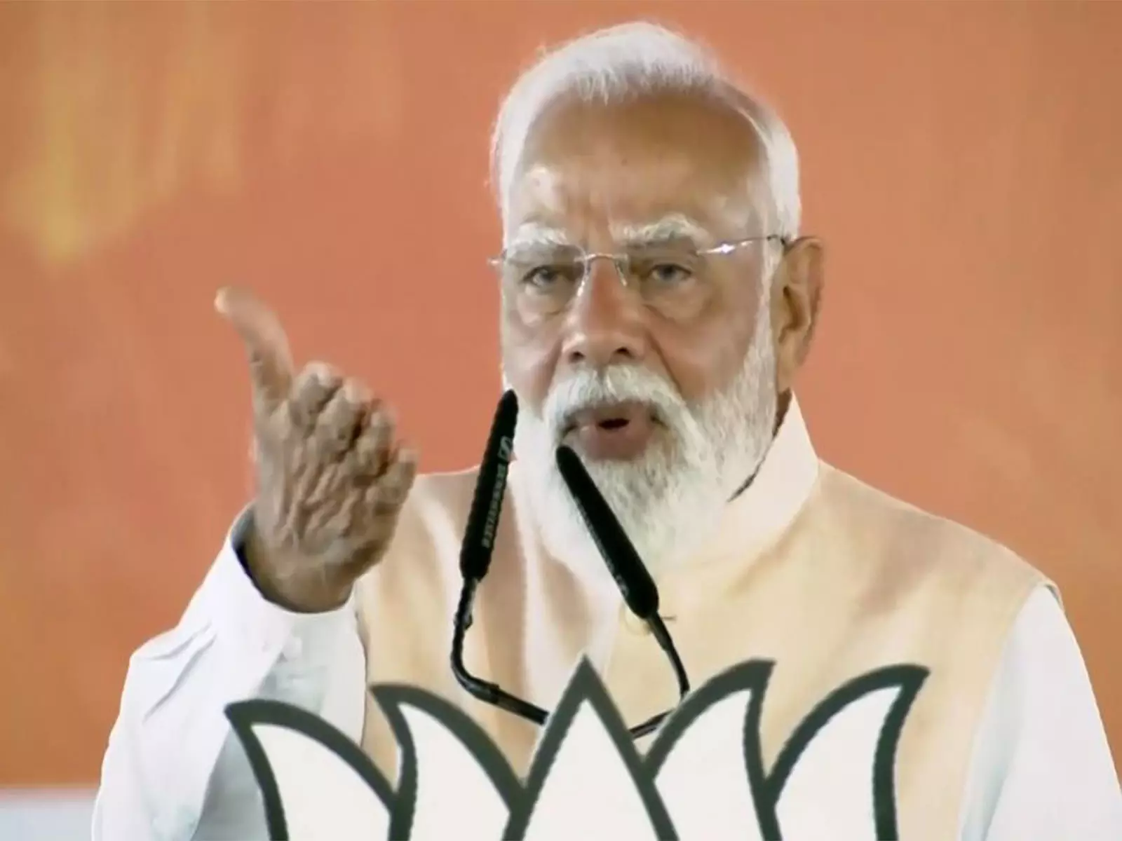 प्रधानमंत्री मोदी ने BMC चुनाव में जीत की सराहना की प्रधानमंत्री मोदी ने BMC चुनाव में जीत की सराहना की