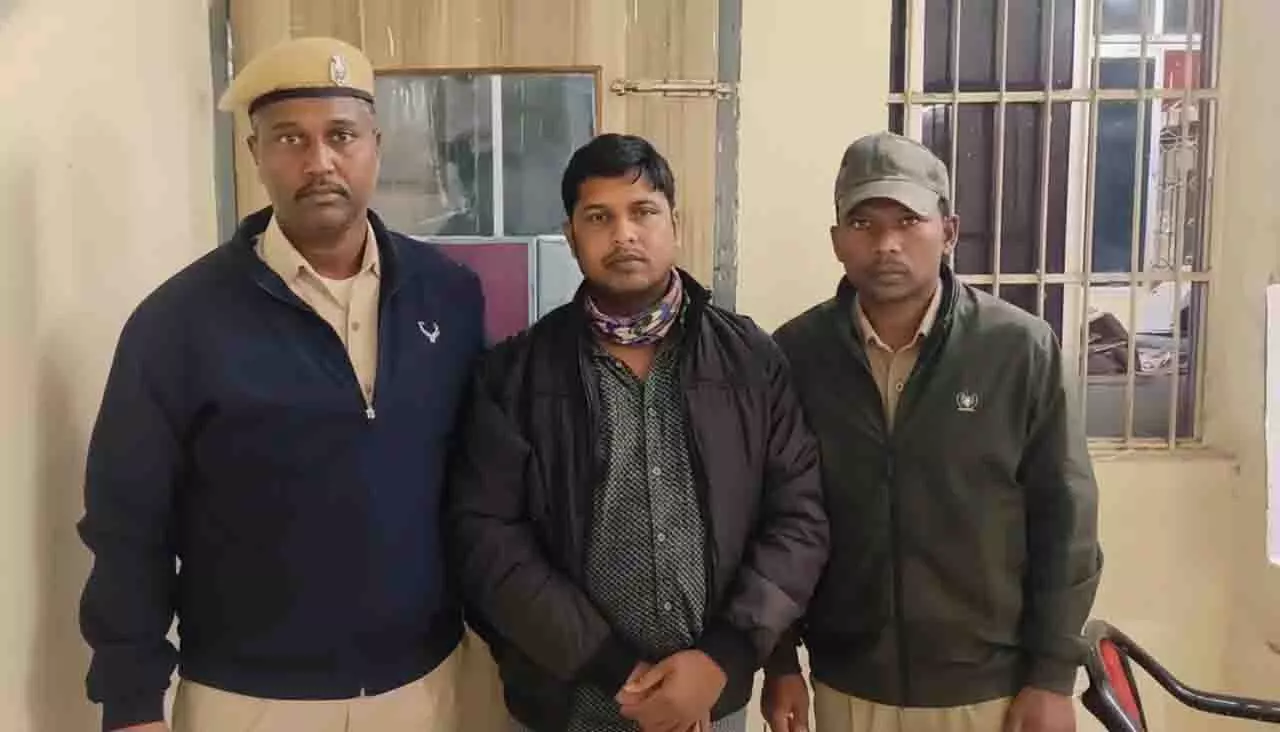 हॉस्पिटल में हिंसा, ड्यूटी डॉक्टर पर हमला; दो लोग घायल हॉस्पिटल में हिंसा, ड्यूटी डॉक्टर पर हमला; दो लोग घायल