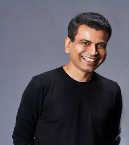 हंसी के साथ गहरी भावनाएं, राहु केतु में फिर चला पुलकित और वरुण का जादू हंसी के साथ गहरी भावनाएं, राहु केतु में फिर चला पुलकित और वरुण का जादू