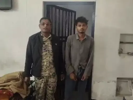 रंजिश में युवक ने पैदल जा रहे दोस्त पर सूमो चढ़ा दी, मृतक का आरोपी गिरफ्तार रंजिश में युवक ने पैदल जा रहे दोस्त पर सूमो चढ़ा दी, मृतक का आरोपी गिरफ्तार
