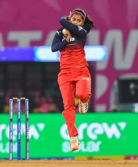 ऑस्ट्रेलिया दौरे पर व्हाइट बॉल सीरीज के लिए भारतीय महिला टीम घोषित, श्रेयंका पाटिल की वापसी ऑस्ट्रेलिया दौरे पर व्हाइट बॉल सीरीज के लिए भारतीय महिला टीम घोषित, श्रेयंका पाटिल की वापसी