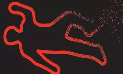 चाय पिलाकर खूनी खेल, फिर ठेले में प्रेमिका का शव ले गया बेरहम आशिक चाय पिलाकर खूनी खेल, फिर ठेले में प्रेमिका का शव ले गया बेरहम आशिक