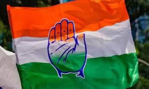 गुटबाज नेताओं पर कांग्रेस हाईकमान की कड़ी नजर, एक वरिष्ठ को मिली फटकार
