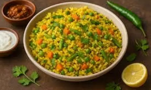 Poha Khichdi Recipe:  शरीर को आराम और मन को सुकून देने वाली डिश