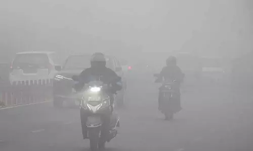 वायु गुणवत्ता ‘गंभीर’ स्तर पर पहुंचने के बाद GRAP-IV प्रतिबंध लगाए गए वायु गुणवत्ता ‘गंभीर’ स्तर पर पहुंचने के बाद GRAP-IV प्रतिबंध लगाए गए