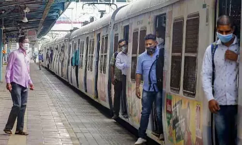 Mumbai सेंट्रल रेलवे ने 18 जनवरी को सबअर्बन सेक्शन पर मेगा मेंटेनेंस ब्लॉक की घोषणा की Mumbai सेंट्रल रेलवे ने 18 जनवरी को सबअर्बन सेक्शन पर मेगा मेंटेनेंस ब्लॉक की घोषणा की