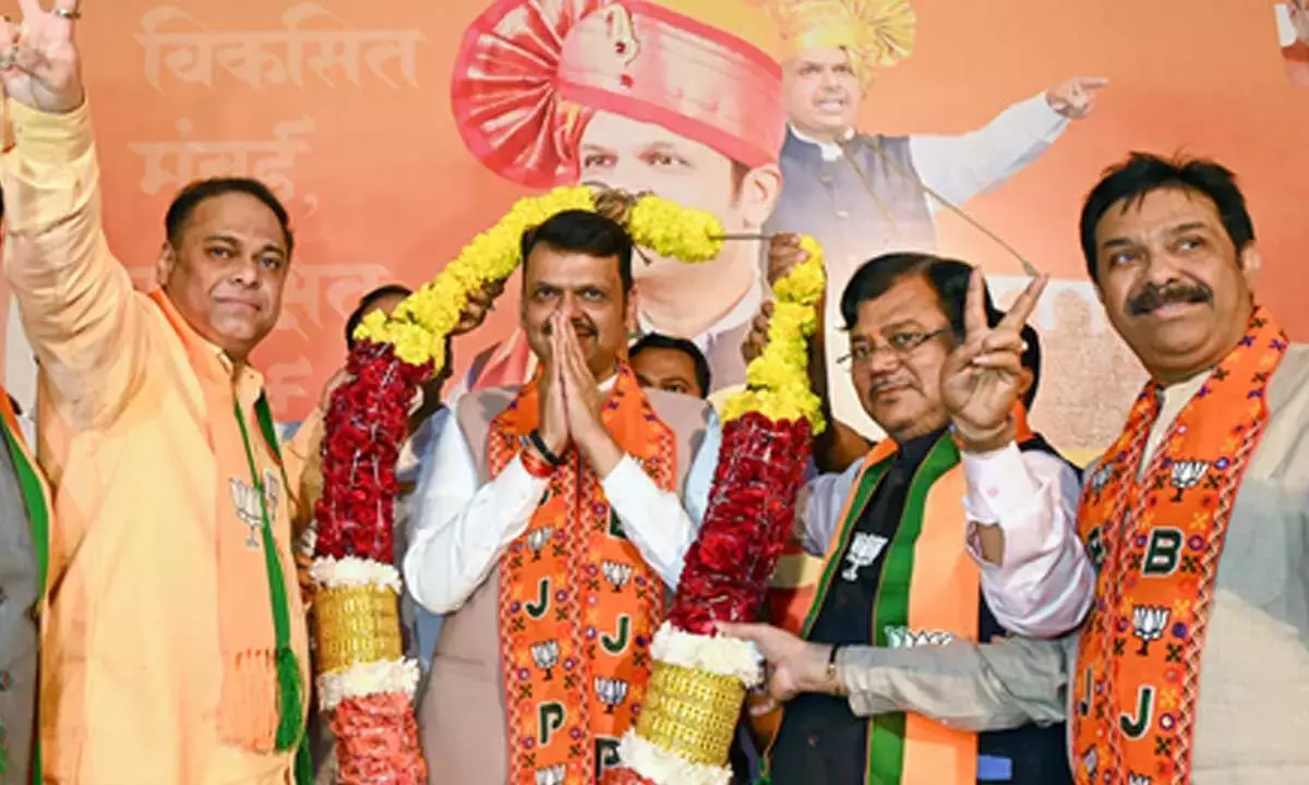 उद्धव ठाकरे के साथ गठबंधन में MNS को सबसे ज़्यादा नुकसान हुआ: CM फडणवीस