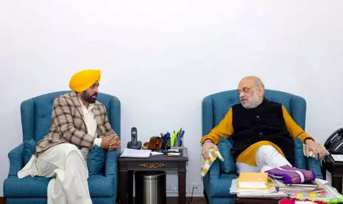 Shah से मुलाकात के बाद मान ने कहा कि बाड़ को IB के करीब ले जाने से किसानों को राहत मिलेगी Shah से मुलाकात के बाद मान ने कहा कि बाड़ को IB के करीब ले जाने से किसानों को राहत मिलेगी