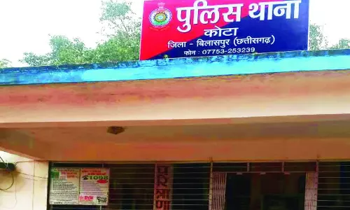 शराब कोचियों की गुंडागर्दी, हमले से कई महिलाएं घायल शराब कोचियों की गुंडागर्दी, हमले से कई महिलाएं घायल