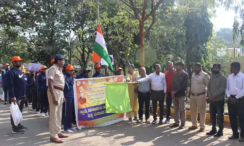 Doddaballapura : वोटर अवेयरनेस रैली Doddaballapura : वोटर अवेयरनेस रैली