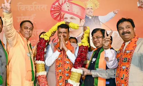 CM Fadnavis: उद्धव ठाकरे के साथ गठबंधन में MNS को सबसे ज़्यादा नुकसान हुआ CM Fadnavis: उद्धव ठाकरे के साथ गठबंधन में MNS को सबसे ज़्यादा नुकसान हुआ
