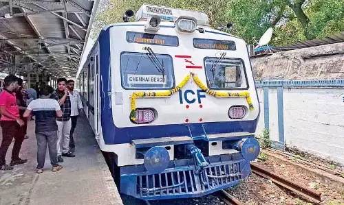 आज AC EMU के टाइमिंग और शेड्यूल में बदलाव