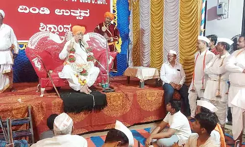 बाहरी भक्ति से ज़्यादा ज़रूरी है अंदरूनी भक्ति: Bodhale Maharaj बाहरी भक्ति से ज़्यादा ज़रूरी है अंदरूनी भक्ति: Bodhale Maharaj