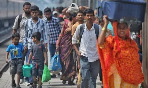 Ludhiana: उद्योगपतियों ने प्रवासियों के खिलाफ बढ़ते अपराध पर चिंता जताई Ludhiana: उद्योगपतियों ने प्रवासियों के खिलाफ बढ़ते अपराध पर चिंता जताई