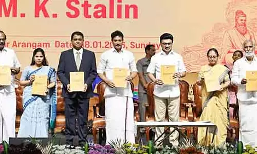 राष्ट्रीय स्तर पर सर्वश्रेष्ठ कार्यों के लिए शास्त्रीय साहित्य पुरस्कार: CM राष्ट्रीय स्तर पर सर्वश्रेष्ठ कार्यों के लिए शास्त्रीय साहित्य पुरस्कार: CM