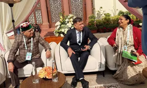 पारदर्शी विधानसभाएं मजबूत लोकतंत्र की कुंजी हैं: Speaker पारदर्शी विधानसभाएं मजबूत लोकतंत्र की कुंजी हैं: Speaker