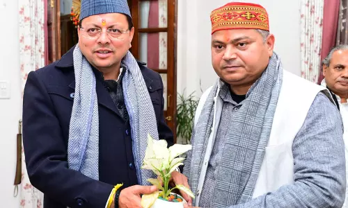 केंद्रीय मंत्री राज भूषण चौधरी ने Dehradun में उत्तराखंड के सीएम धामी से मुलाकात की केंद्रीय मंत्री राज भूषण चौधरी ने Dehradun में उत्तराखंड के सीएम धामी से मुलाकात की