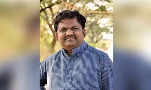 BRS एमएलसी ने रेवंत रेड्डी को एसआईटी जांच का आदेश देने की चुनौती दी BRS एमएलसी ने रेवंत रेड्डी को एसआईटी जांच का आदेश देने की चुनौती दी