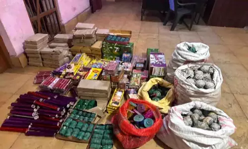 हाथी की मौत के बाद, Odisha के अंगुल में 70 किलो ज़िंदा बम ज़ब्त; 1 गिरफ्तार हाथी की मौत के बाद, Odisha के अंगुल में 70 किलो ज़िंदा बम ज़ब्त; 1 गिरफ्तार