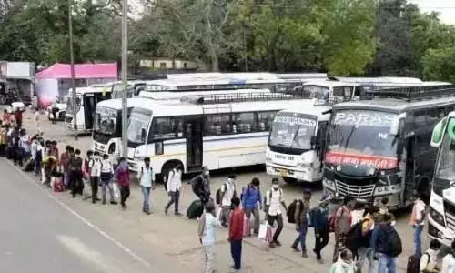 संक्रांति के बाद भारी भीड़: APSRTC ने यात्रियों के लिए शुरू की स्पेशल बसें।